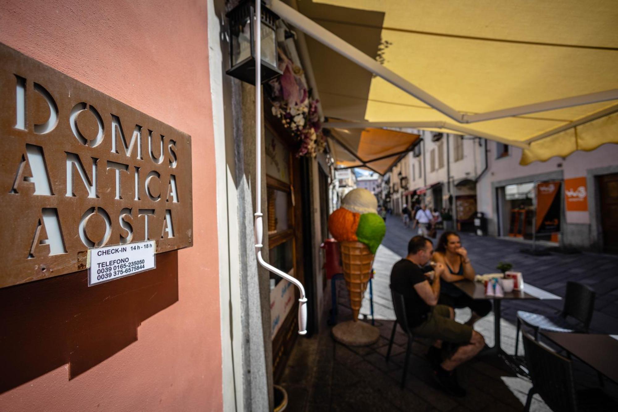 Domus Antica Aosta Ξενοδοχείο Εξωτερικό φωτογραφία
